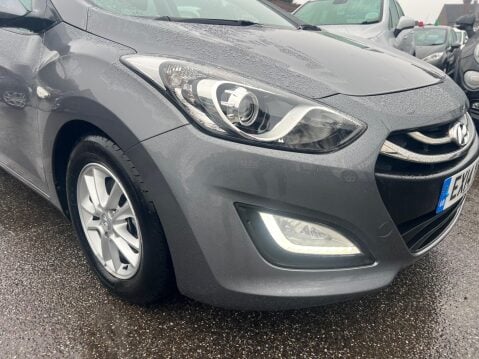 Hyundai i30 1.4 Active Euro 5 5dr 10
