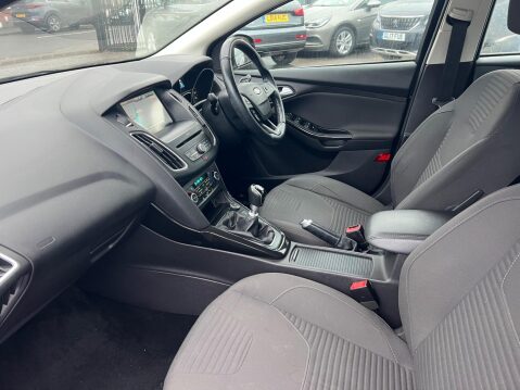Ford Focus 1.0T EcoBoost Titanium Euro 6 (s/s) 5dr 15
