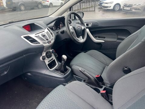 Ford Fiesta 1.6 Zetec S 3dr 19
