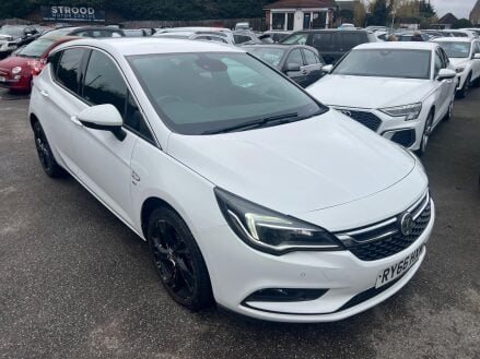 Vauxhall Astra 1.4i Turbo SRi Nav Auto Euro 6 (s/s) 5dr