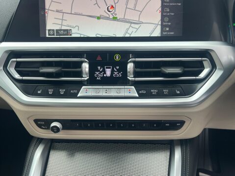 BMW 4 Series 2.0 420d MHT M Sport Auto xDrive Euro 6 (s/s) 2dr 33