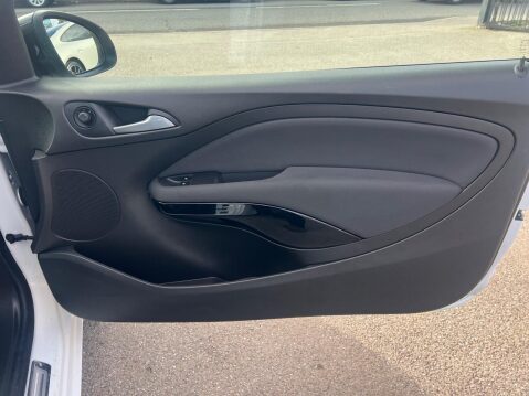 Vauxhall Adam 1.4i GLAM Euro 6 3dr 29