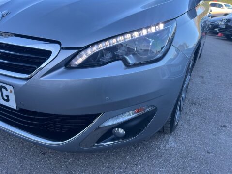 Peugeot 308 1.2 PureTech Allure EAT Euro 6 (s/s) 5dr 11