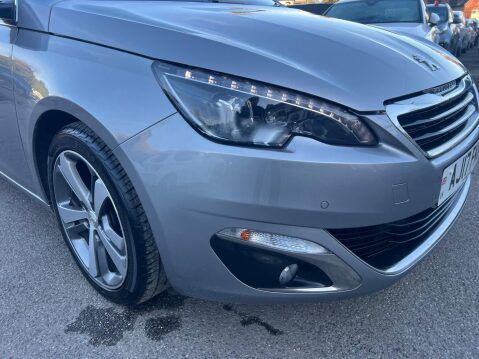 Peugeot 308 1.2 PureTech Allure EAT Euro 6 (s/s) 5dr 12