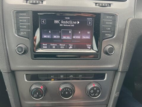 Volkswagen Golf 1.2 TSI BlueMotion Tech S Euro 5 (s/s) 5dr 16