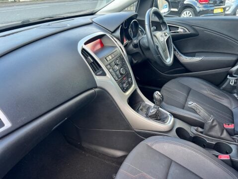 Vauxhall Astra 1.6 16v Limited Edition Hatchback 5dr Petrol Manual Euro 5 (115 ps) 19