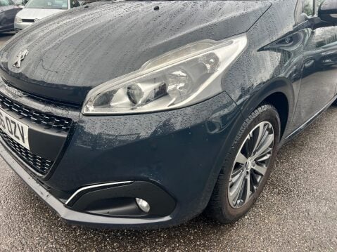 Peugeot 208 1.2 PureTech Active Design Menthol Euro 6 5dr 10