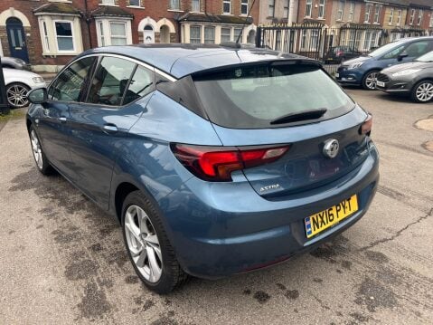 Vauxhall Astra 1.4i Turbo SRi Euro 6 5dr 4