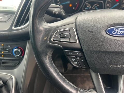 Ford Grand C-Max 1.0T EcoBoost GPF Zetec Euro 6 (s/s) 5dr 29