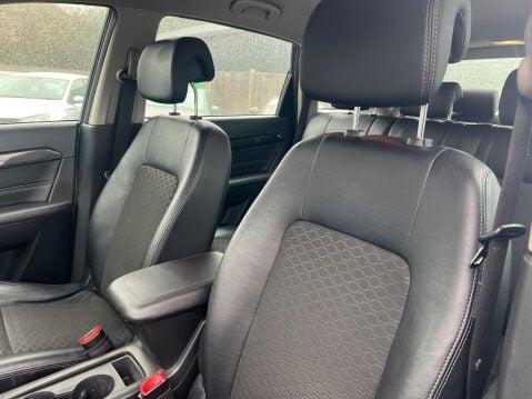 Chevrolet Captiva 2.2 VCDi LT Auto 4WD Euro 5 5dr (7 Seats) 25