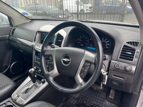 Chevrolet Captiva 2.2 VCDi LT Auto 4WD Euro 5 5dr (7 Seats) 17