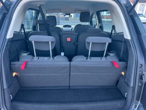 Ford Grand C-Max 1.0T EcoBoost Zetec Euro 6 (s/s) 5dr (Nav) 30