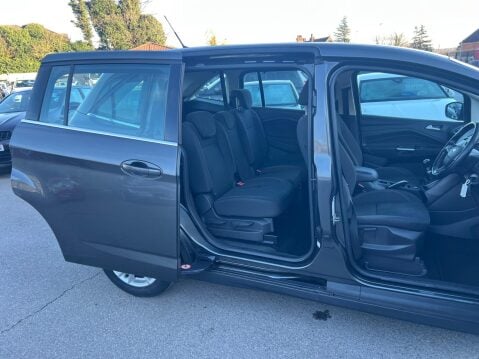 Ford Grand C-Max 1.0T EcoBoost Zetec Euro 6 (s/s) 5dr (Nav) 17