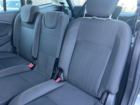 Ford Grand C-Max 1.0T EcoBoost Zetec Euro 6 (s/s) 5dr (Nav) 28