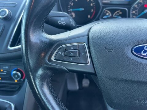 Ford Grand C-Max 1.0T EcoBoost Zetec Euro 6 (s/s) 5dr (Nav) 20