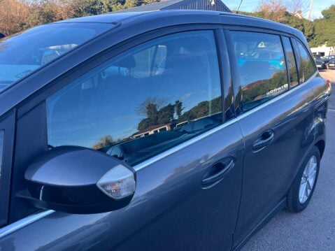 Ford Grand C-Max 1.0T EcoBoost Zetec Euro 6 (s/s) 5dr (Nav) 13