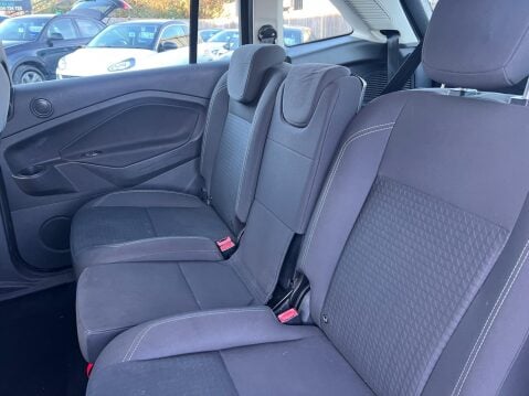 Ford Grand C-Max 1.0T EcoBoost Zetec Euro 6 (s/s) 5dr (Nav) 27