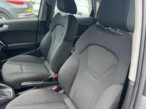 Audi A1 1.4 TFSI Sport Sportback S Tronic Euro 5 (s/s) 5dr 23