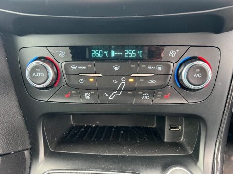 Ford Focus 1.0T EcoBoost Zetec S Euro 6 (s/s) 5dr 29