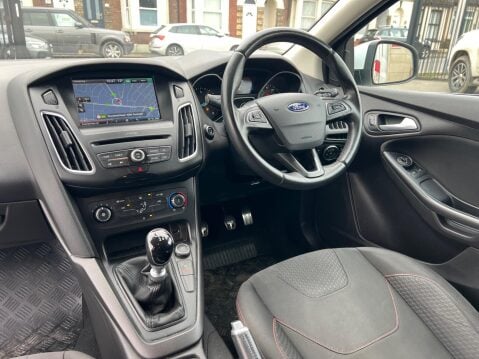 Ford Focus 1.0T EcoBoost Zetec S Euro 6 (s/s) 5dr 19