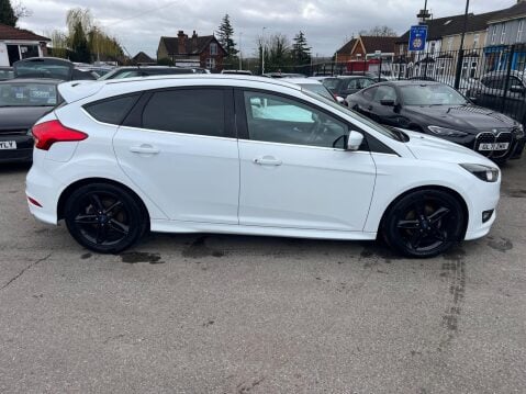 Ford Focus 1.0T EcoBoost Zetec S Euro 6 (s/s) 5dr 7