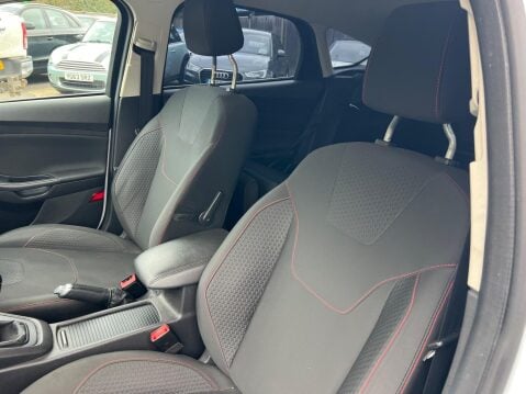Ford Focus 1.0T EcoBoost Zetec S Euro 6 (s/s) 5dr 23