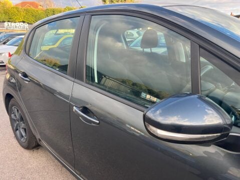 Peugeot 208 1.2 PureTech Active Euro 6 5dr 14