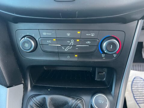 Ford Focus 1.0T EcoBoost Zetec Euro 6 (s/s) 5dr 31