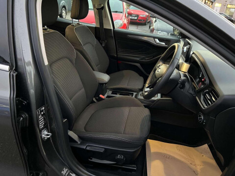 Ford Focus 1.0 Focus Titanium Edition MHEV 5dr 15