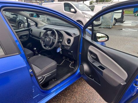 Toyota Yaris 1.5 Yaris Icon Tech VVT-i 5dr 13