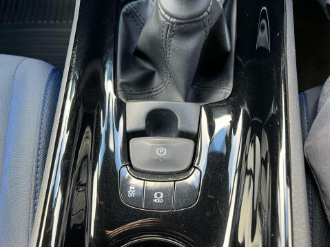 Toyota C-HR 1.2 C-HR-Dynamic 5dr 31