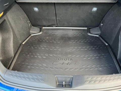 Toyota C-HR 1.2 C-HR-Dynamic 5dr 18