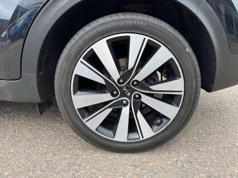 Kia Sportage 2.0 Sportage KX-3 CRDi Auto 4WD 5dr 35