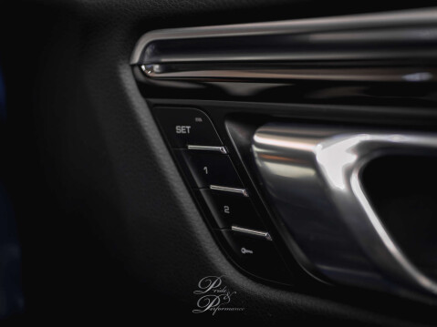 Porsche Macan 3.0 Macan S D Semi-Auto 4WD 5dr 27