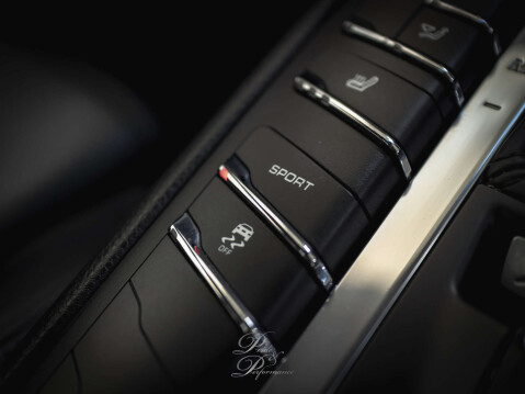 Porsche Macan 3.0 Macan S D Semi-Auto 4WD 5dr 29