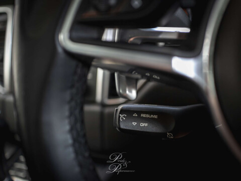 Porsche Macan 3.0 Macan S D Semi-Auto 4WD 5dr 25