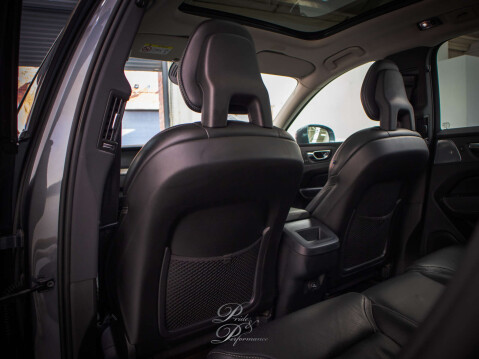 Volvo XC60 2.0 XC60 Inscription Pro D5 PowerPulse AWD Auto 4WD 5dr 22