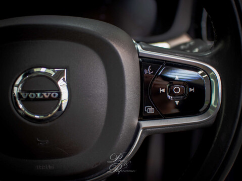 Volvo XC60 2.0 XC60 Inscription Pro D5 PowerPulse AWD Auto 4WD 5dr 30