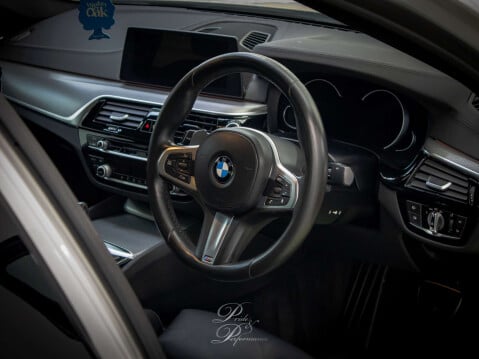 BMW 5 Series 2.0 520d M Sport Auto 4dr 14