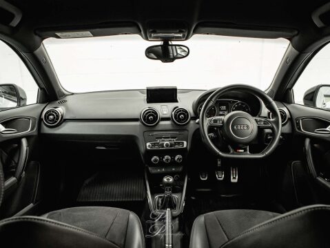 Audi A1 1.4 A1 Black Edition TFSI 3dr 14