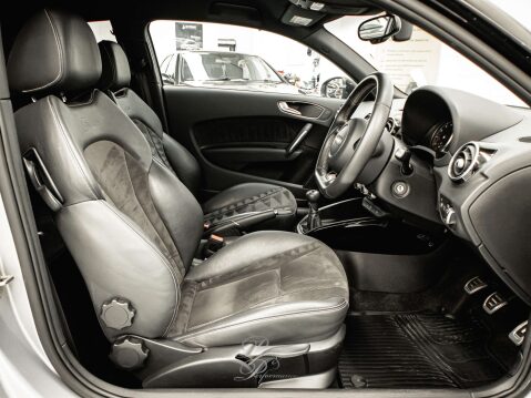 Audi A1 1.4 A1 Black Edition TFSI 3dr 15