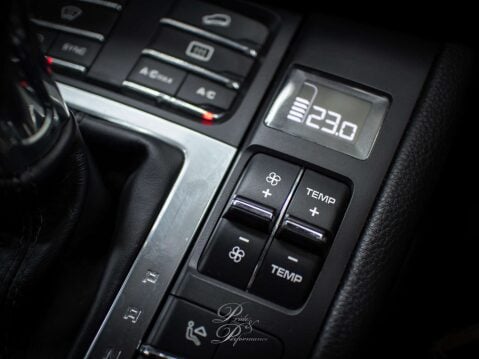 Porsche Macan 2.0 Macan Semi-Auto 4WD 5dr 45