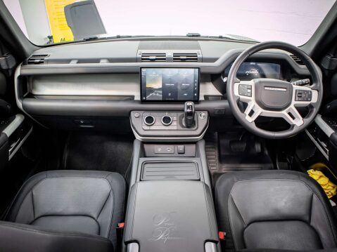 Land Rover Defender 3.0 Defender X-Dynamic HSE D MHEV Auto 4WD 5dr 20