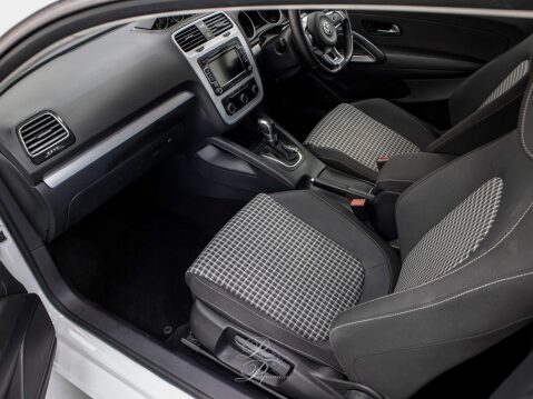 Volkswagen Scirocco 2.0 Scirocco BlueMotion Technology TDI Semi-Auto 3dr 21