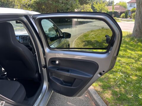 Volkswagen Up 1.0 Move up! Euro 5 5dr 55
