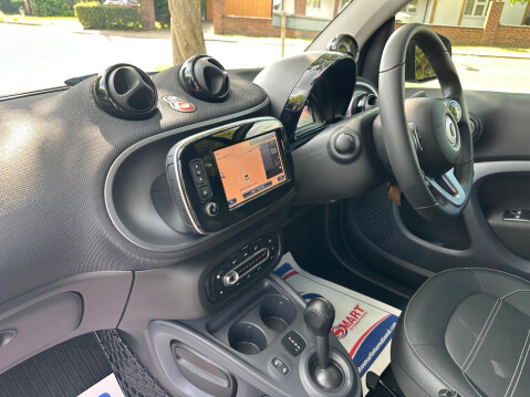 Smart Fortwo Coupe 1.0 Prime (Premium) Cabriolet Twinamic Euro 6 (s/s) 2dr 96