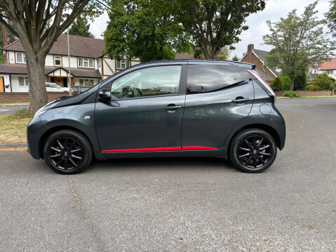 Toyota Aygo 1.0 VVT-i x-press Euro 6 5dr 3