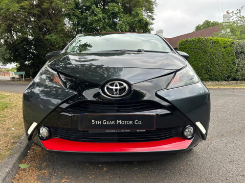 Toyota Aygo 1.0 VVT-i x-press Euro 6 5dr 9