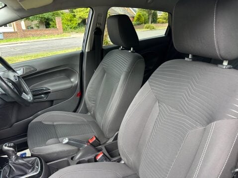 Ford Fiesta 1.0T EcoBoost Zetec Euro 5 (s/s) 5dr 80