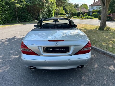 Mercedes-Benz SL Series 3.5 SL350 7G-Tronic 2dr 26